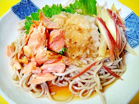 焼き鮭と大根おろしの冷やしそば